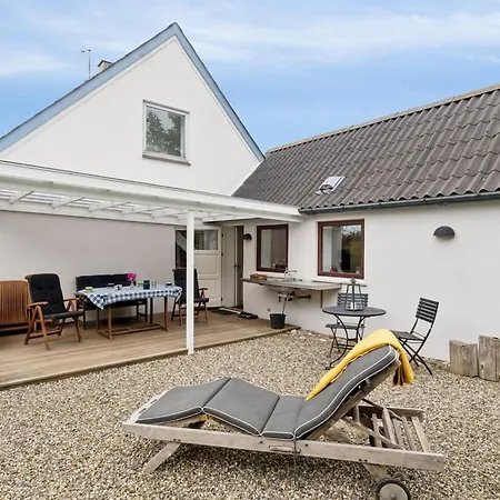 Keyla - 2-3km From The Sea By Interhome * Humble