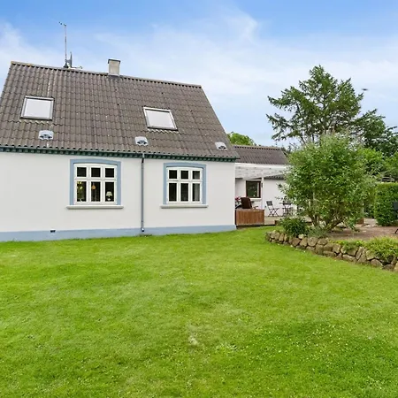 Holiday home Keyla - 2-3km From The Sea By Interhome *